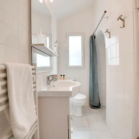 Διαμέρισμα Luckey Homes - Avenue Voltaire *
